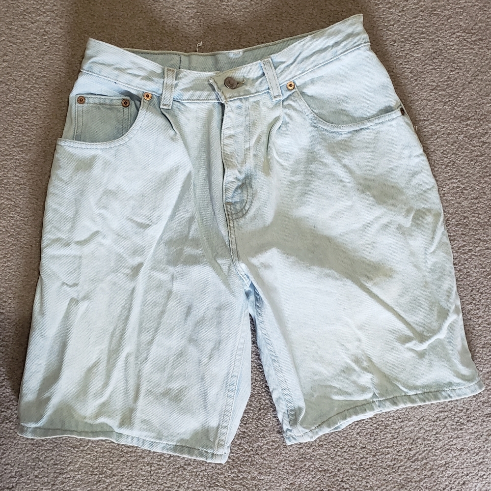 Light Blue Denim Women's Shorts by Nuovo County Seat Jeanswear Size 28